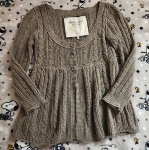 Abercrombie & Fitch Y2K Cable Knit Button Up Babydoll Sweater